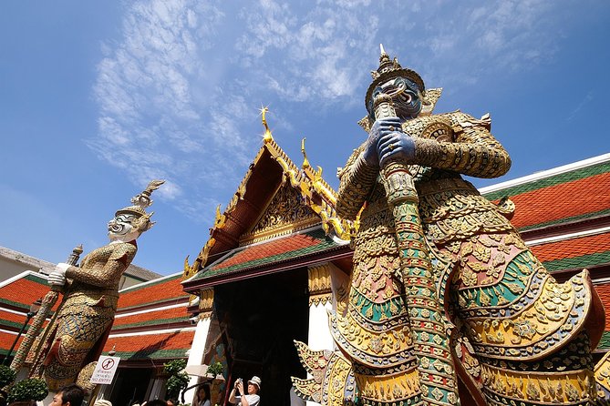 2 Day Private Car with Driver from Laem Chabang to Bangkok & Ayutthaya - What the price includes, and what it does not