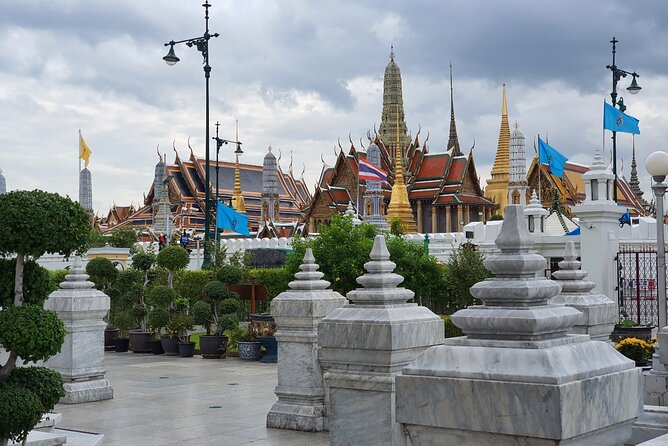 2 Hour Electric Tuk Tuk Cultural Tour of Bangkok - Phra Pok Klao Bridge Sky Garden and river views