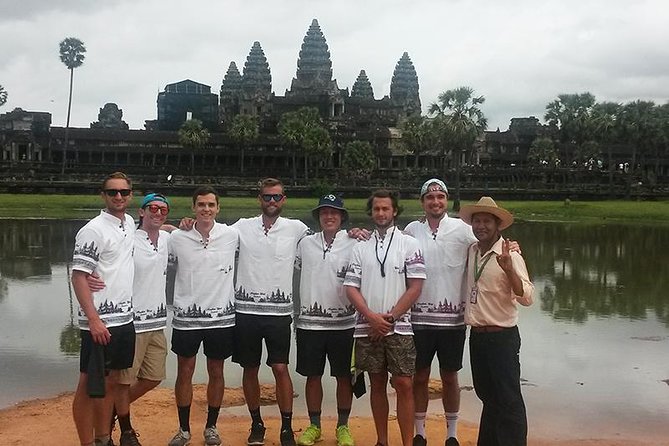 4 Days Expedition From Bangkok to Angkor Wat - The hotel, guide, and private vehicle