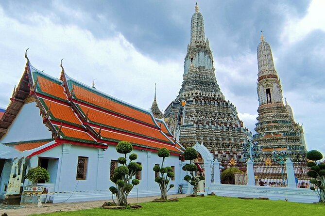 Amazing Bangkok City and Temple Tour with Local Guide - Wat Arun, the Temple of Dawn
