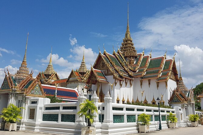 Amazing Bangkok City and Temple Tour with Local Guide - Crossing to Wat Pho and the Reclining Buddha