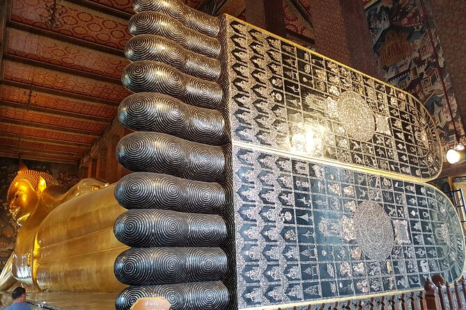 Amazing Bangkok City and Temple Tour with Local Guide - Wat Traimit and Bangkok’s golden beginning