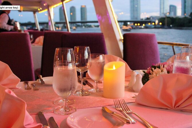 Amazing Chaophraya Dinner Cruise Experience - Live music, dancing, and the mood onboard
