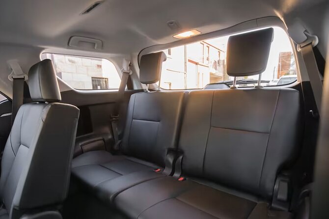 Arrival by Minivan from Bangkok Airport BKK to Bangkok or Pattaya - Inside the Toyota Alphard or similar minivan