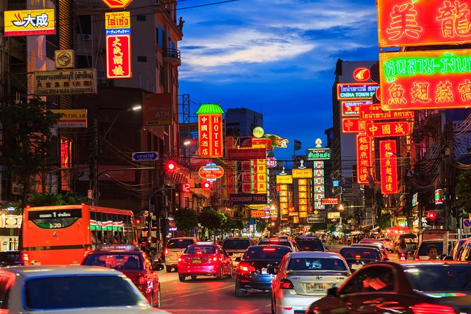Authentic Street Food Tour in China Town Bangkok - Kuan Yim Shrine adds meaning beyond the food