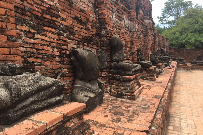 Ayuthaya Must Visit Temples Tour from Bangkok by MyProGuide - Wat Mahathat and the Buddha head in the tree