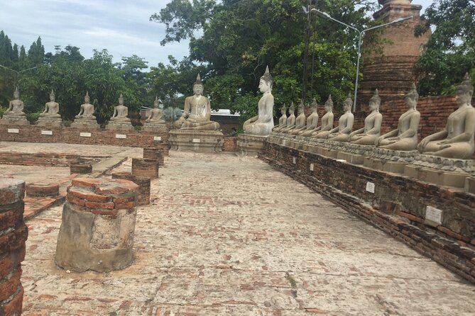 Ayuthaya Must Visit Temples Tour from Bangkok by MyProGuide - Wat Lokayasutharam and the enormous reclining Buddha
