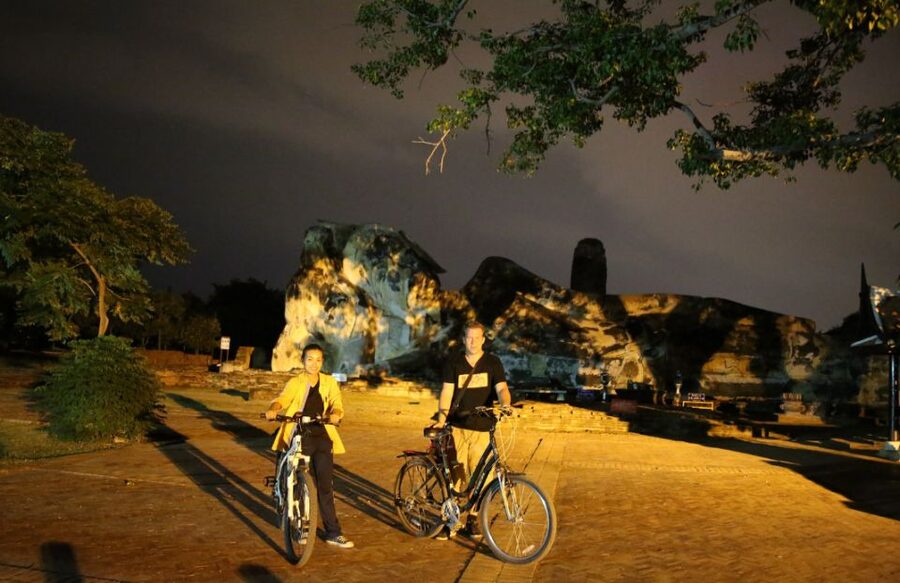 Ayutthaya: 3-Hour Sunset Ride Bike Excursion - Wat Chaiwattanaram and its Angkor influence