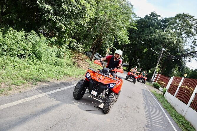 Ayutthaya Bicycle Tour with Scenic Boat Experience - Wat Ratchaburana and its royal family story