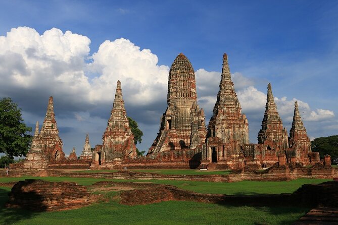 Ayutthaya Day Tour from Bangkok Private - Bang Pa-In Palace: a gentler first stop