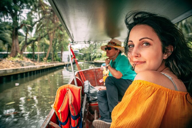 Ayutthaya, Maeklong Railway, Damnoen Saduak Floating Market - What the $86 price really covers