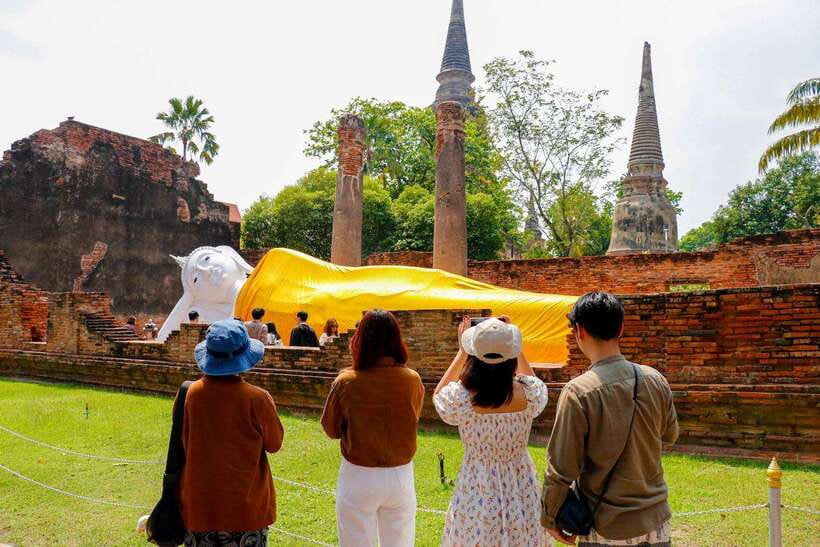 Ayutthaya One Day: Famous Temples & Bang Pa-In Palace Tour - Key points at a glance