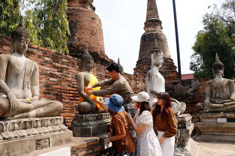 Ayutthaya One Day: Famous Temples & Bang Pa-In Palace Tour - Transport and group size shape the day