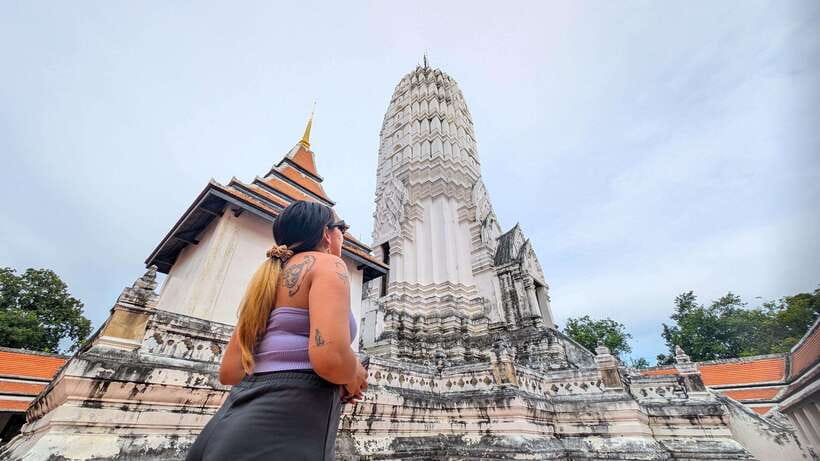Ayutthaya: Private Boat Tour with Optional Temple Visits - The best time to take the boat