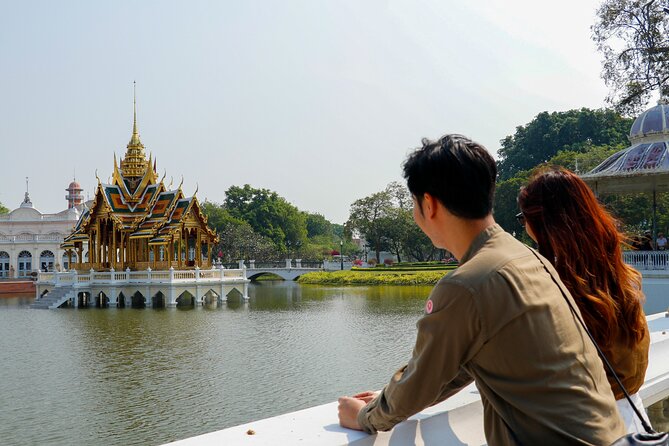 Ayutthaya Summer Palace and Temples Day Tour from Bangkok - Meeting at CentralWorld and handling the long day
