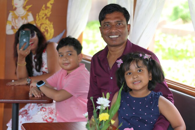 Ayutthaya Sunset Discovery, Boat Ride, Iconic Spots, Local Market - Wat Mahathat and the famous Buddha head