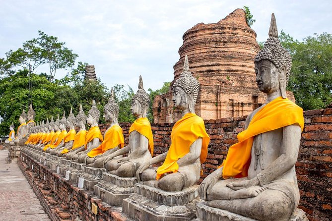 Ayutthaya Sunset Discovery, Boat Ride, Iconic Spots, Local Market - Guides, group size, and the human side of the tour