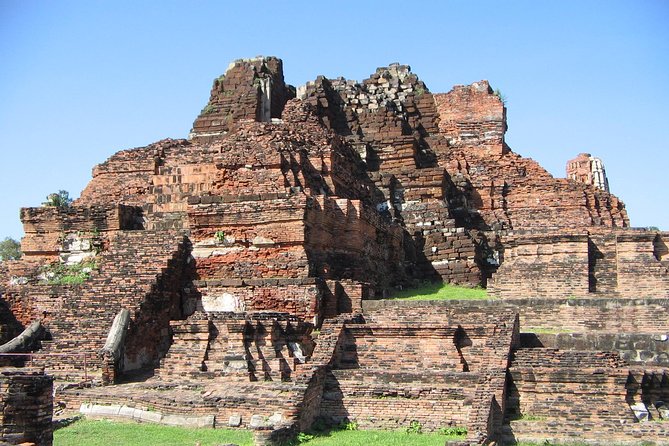Ayutthaya Tour from Bangkok with Grand Pearl River Cruise - Bangkok landmarks from the Chao Phraya
