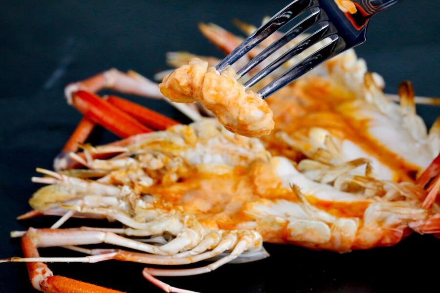 Baiyoke Tower Balcony Buffet & Observation Deck 81st Floor - What the buffet adds to the visit