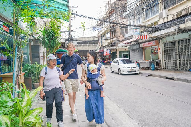 Bang Rak Backstreets: Local Bites & Culture Walking Tour - Crossing the Chao Phraya by local boat