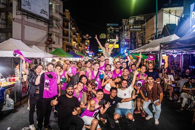 Bangkok After Dark: Pub Crawl Adventure - Music, games, and dancing at Juicy