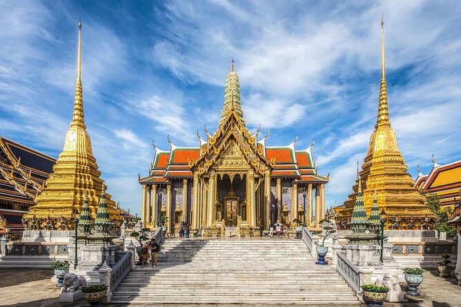 Bangkok Airport (BKK | DMK) Private Transfer to Bangkok Centre - Vehicle comfort depends on the assignment