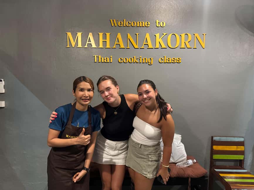 Bangkok: Authentic Thai Cooking Class with Local Host - Why this cooking class feels more personal than a standard Bangkok food stop