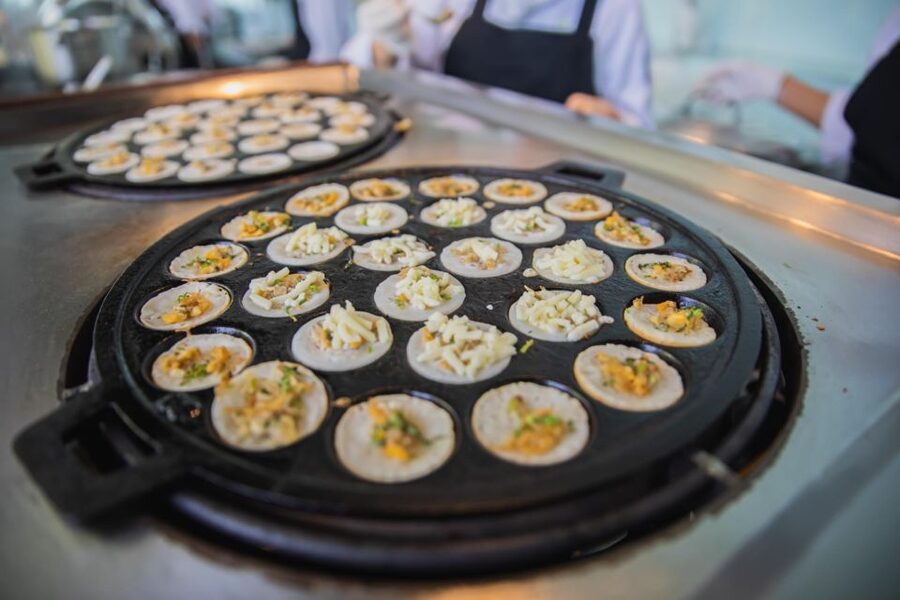 Bangkok: Baiyoke Observation Deck Ticket with Buffet Meal - How good is the value at $22?