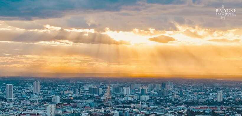 Bangkok: Baiyoke Sky Hotel Observatory Entry Ticket & Drink - Who will enjoy this most