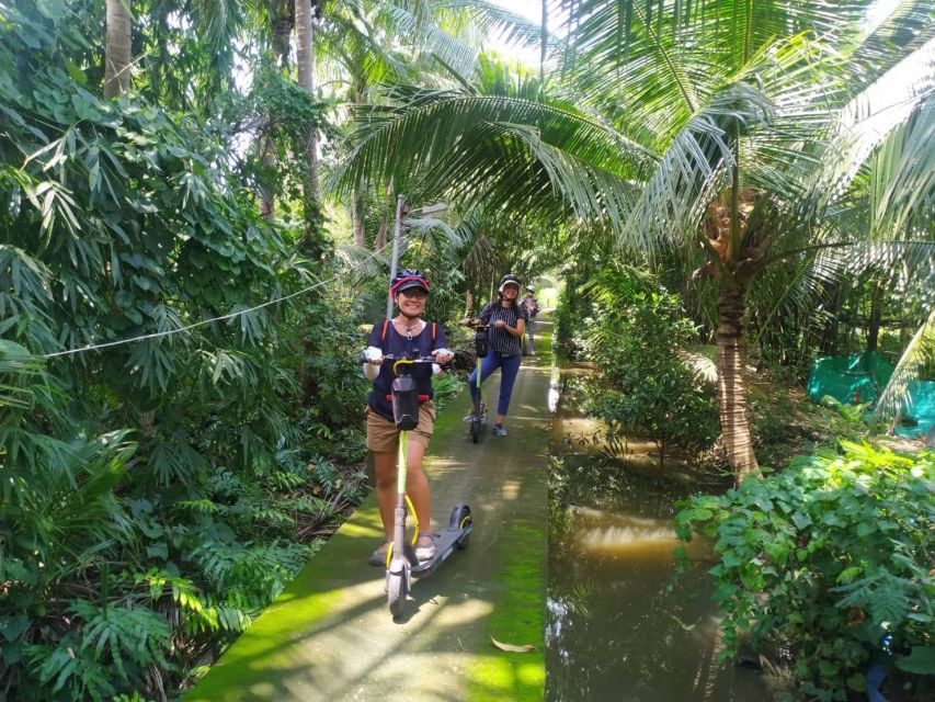Bangkok: Bang Kachao E-Scooter Jungle Tour - Temples, gardens, and a taste of local belief