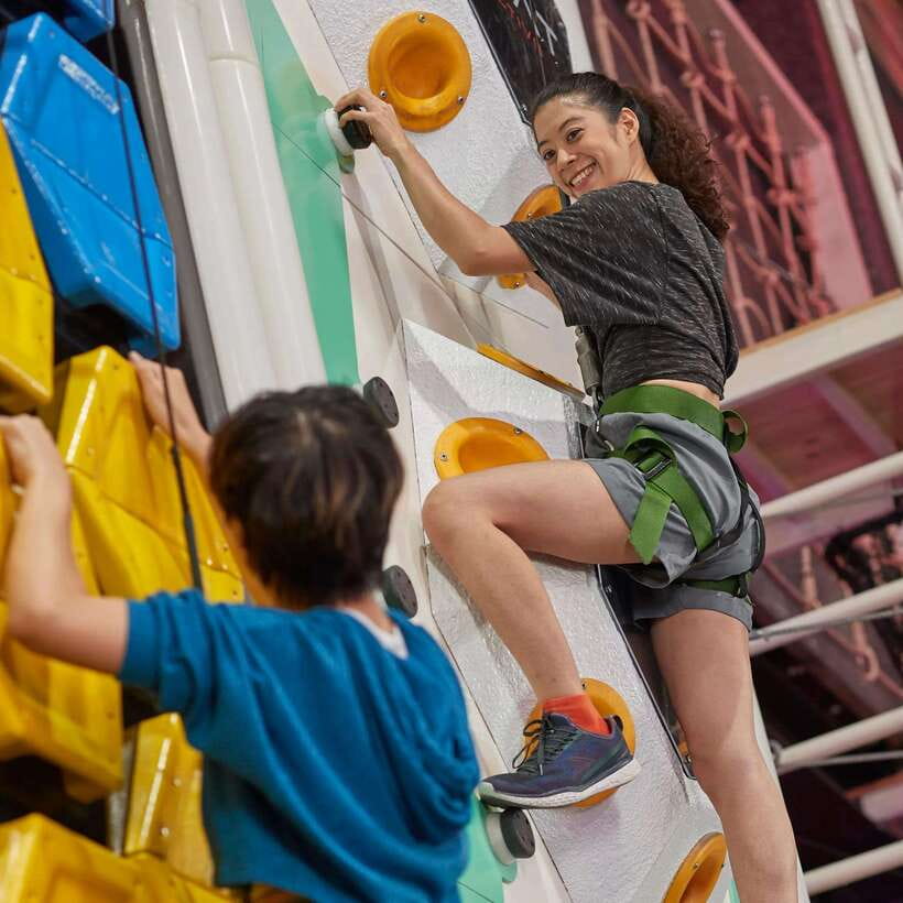 Bangkok: BEAT Active Indoor Sport Experience Ticket - What your one-day ticket gives you