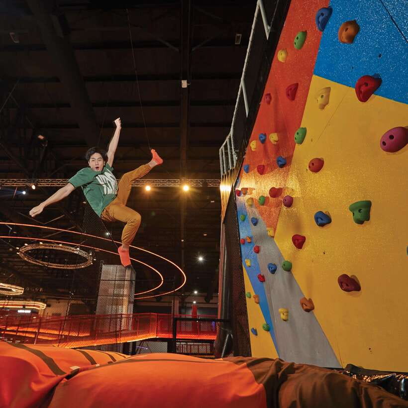 Bangkok: BEAT Active Indoor Sport Experience Ticket - Trampolines, padded areas, and equipment rules