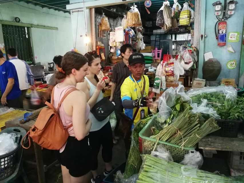 Bangkok: Bike and Canal Boat Tour with Lunch - ตลาดวัดกลาง and the taste of neighborhood Bangkok