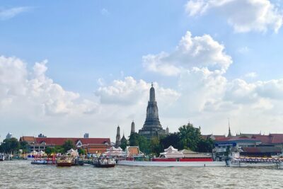 Boat Bliss Riverside Cruise Tour and Wat Arun Visit