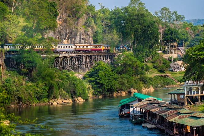 Bangkok: Bridge on the River Kwai and Thailand-Burma Railway Tour - Arriving at the River Khwae Bridge