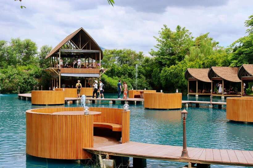 Bangkok: Bubble in the Forest Cafe Photography Journey - Why the water setting works so well in photos