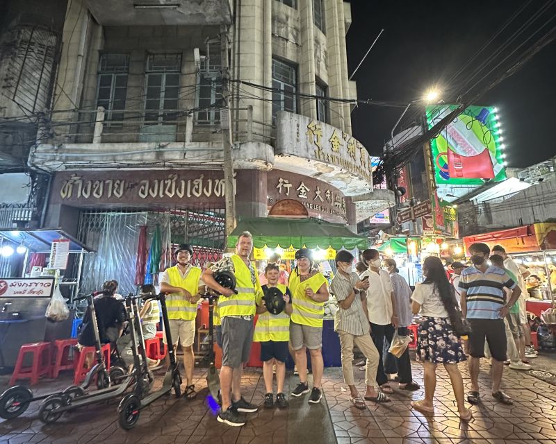 Bangkok By Night by Electric Scooter &/or Bike - Why Bangkok works better after sunset