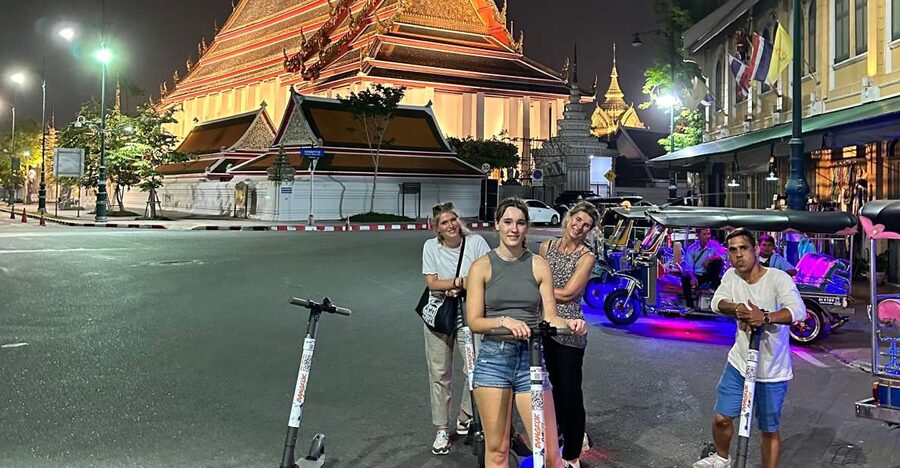 Bangkok By Night by Electric Scooter &/or Bike - Democracy Monument and the first taste of old Bangkok