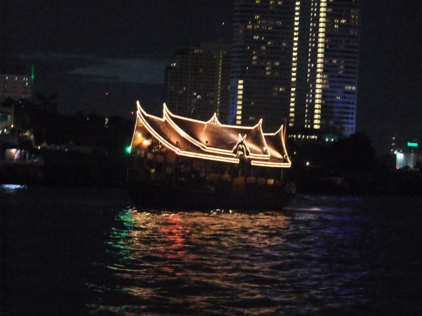 Bangkok by Night Cycling Tour with Street-food Meal - Thonburi’s quieter side of Bangkok