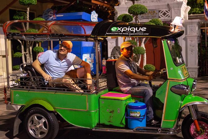 Bangkok by Night Tuk Tuk Tour: Markets, Temples & Food - The flower market after dark