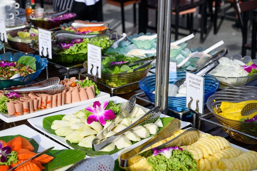 Bangkok: Calypso Cabaret & Dinner Cruise with Hotel Transfer - The cruise’s loud side