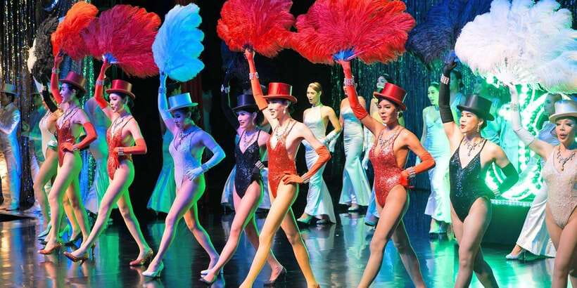 Bangkok: Calypso Cabaret Show with Thai Set Dinner - The 13-part show and its stage style