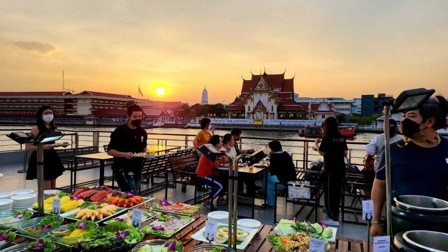 Bangkok: Calypso x White Orchid Cruise with Private Transfer - How to make the night run smoothly