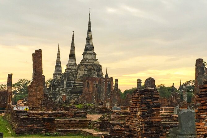 Bangkok Canal Tour by long tail boat, Wat Arun and Wat Pho - Who should book this Bangkok tour?