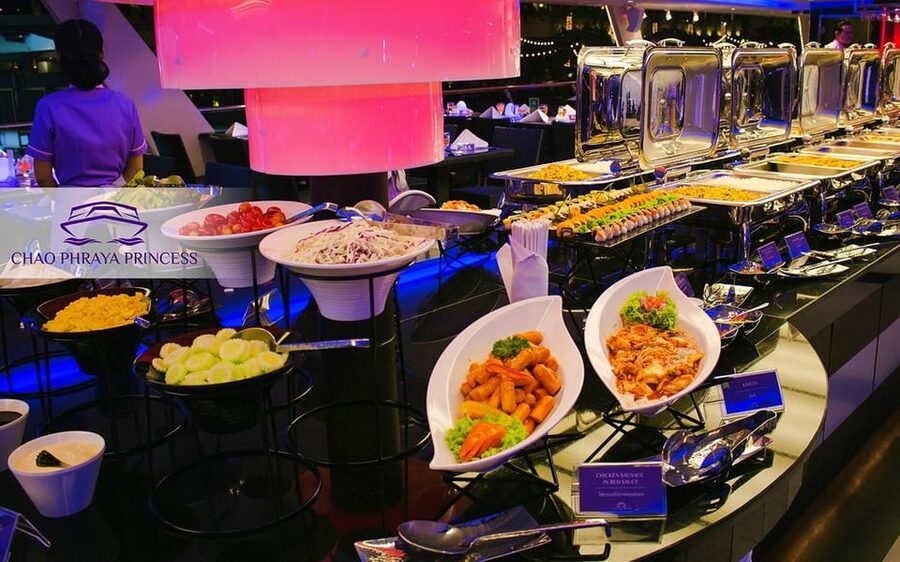 Bangkok: Chao Phraya Princess Dinner Cruise - A Bangkok evening that works best from the river