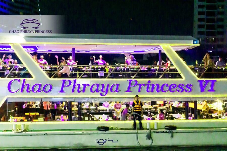 Bangkok: Chao Phraya Princess Dinner Cruise - The Grand Palace and Wat Pho from the water