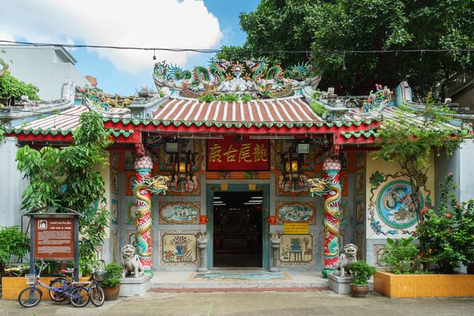 Bangkok Chinatown: Self-Guided Mystery Puzzle Quest - Wat Mangkon and Bangkok’s Mahayana Buddhist heritage