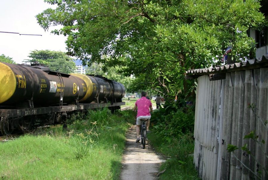 Bangkok: City Culture half-day Bike Tour - The Green Mile to Lumpini Park