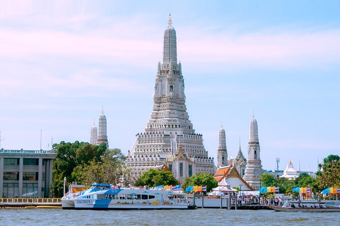 Bangkok City Day Pass Save up to 50% - Includes Skywalk - Visiting the Grand Palace and Emerald Buddha Temple