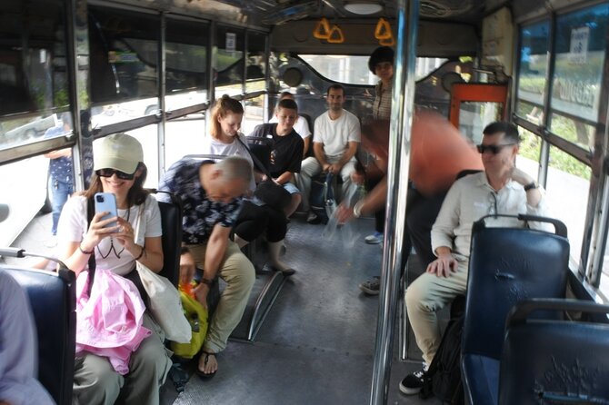 Bangkok: City Highlights Temple and Market Walking Tour - Why this temple tour works well for a first Bangkok visit